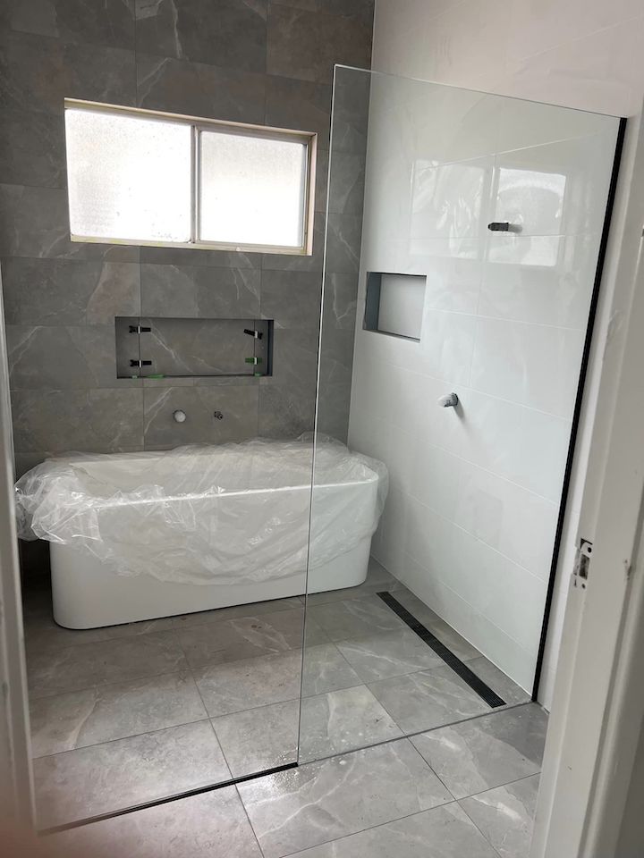 Shower screen installation 11