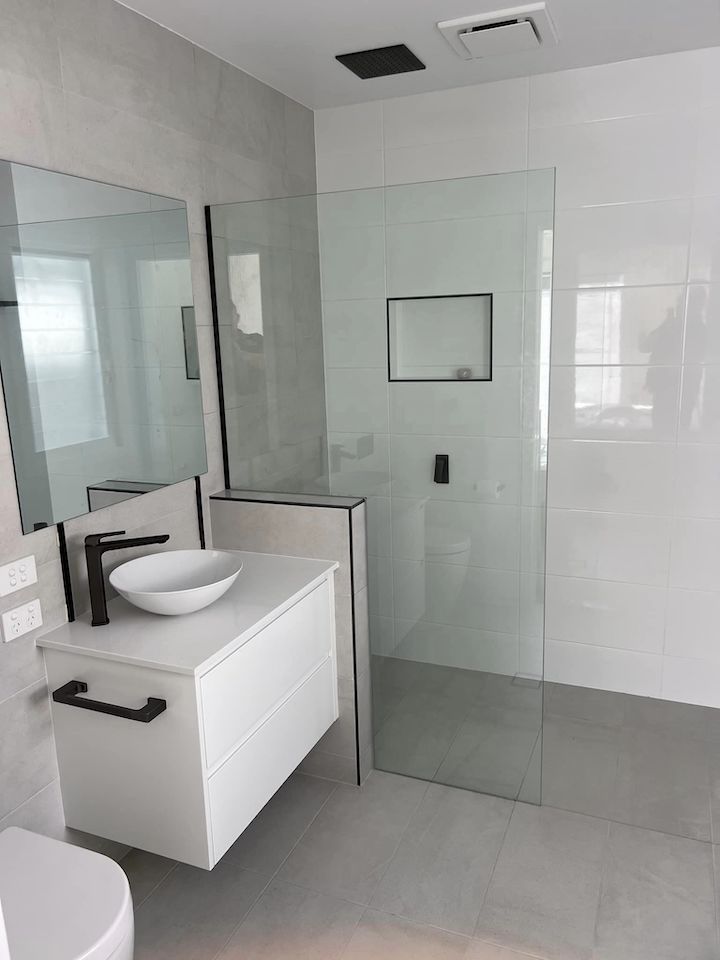 Shower screen installation 1