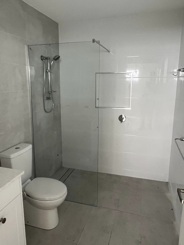 Shower screen installation 35