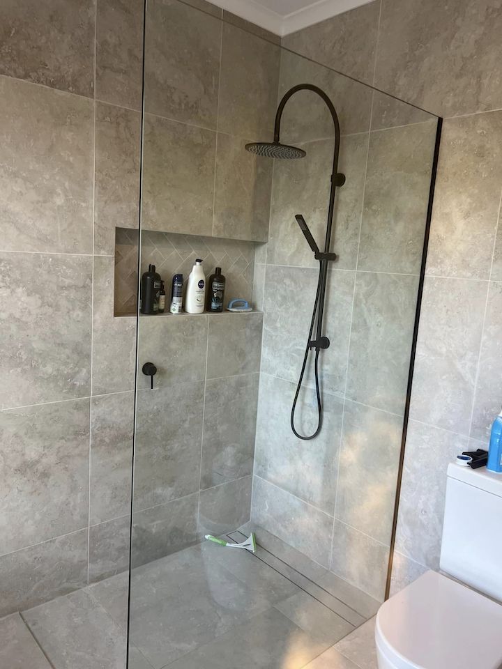 Shower screen installation 13