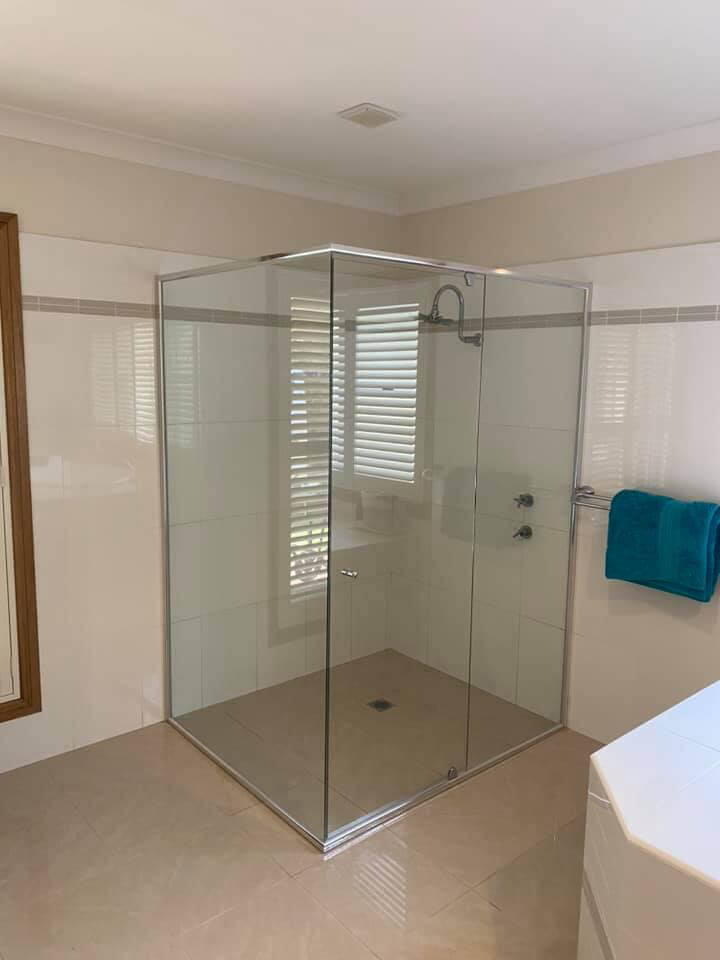 Shower screen installation 27