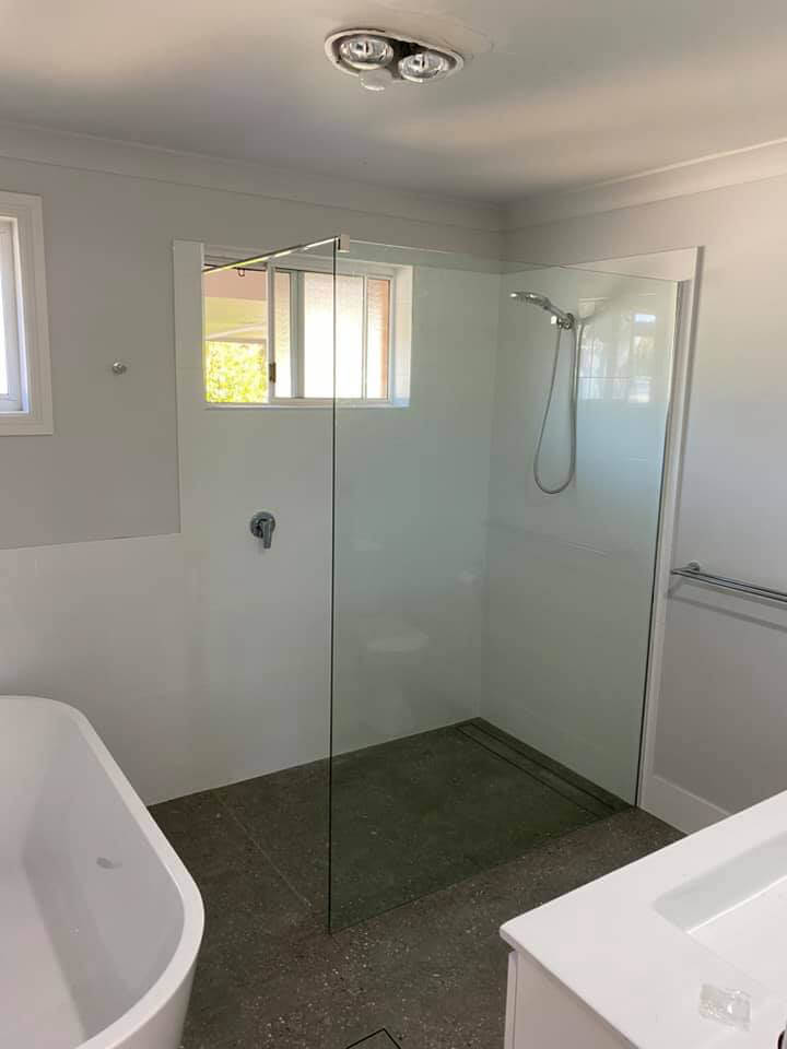 Shower screen installation 19