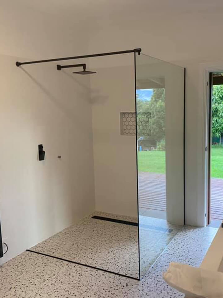 Shower screen installation 21
