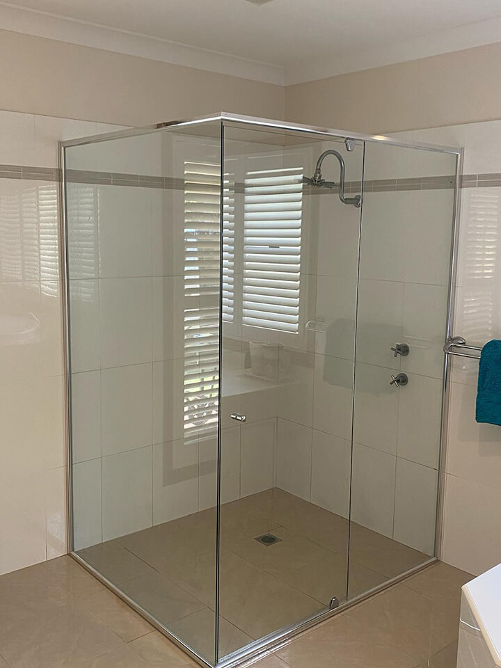 Shower screen installation 24